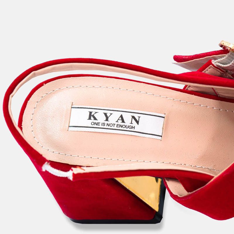 Giày Cao Gót Nữ Đế Trụ Gót Cao 7 Cm Giày Đỏ Chất Liệu Vãi Phối Da Pu Phong Cách Marry Jane Kyan037