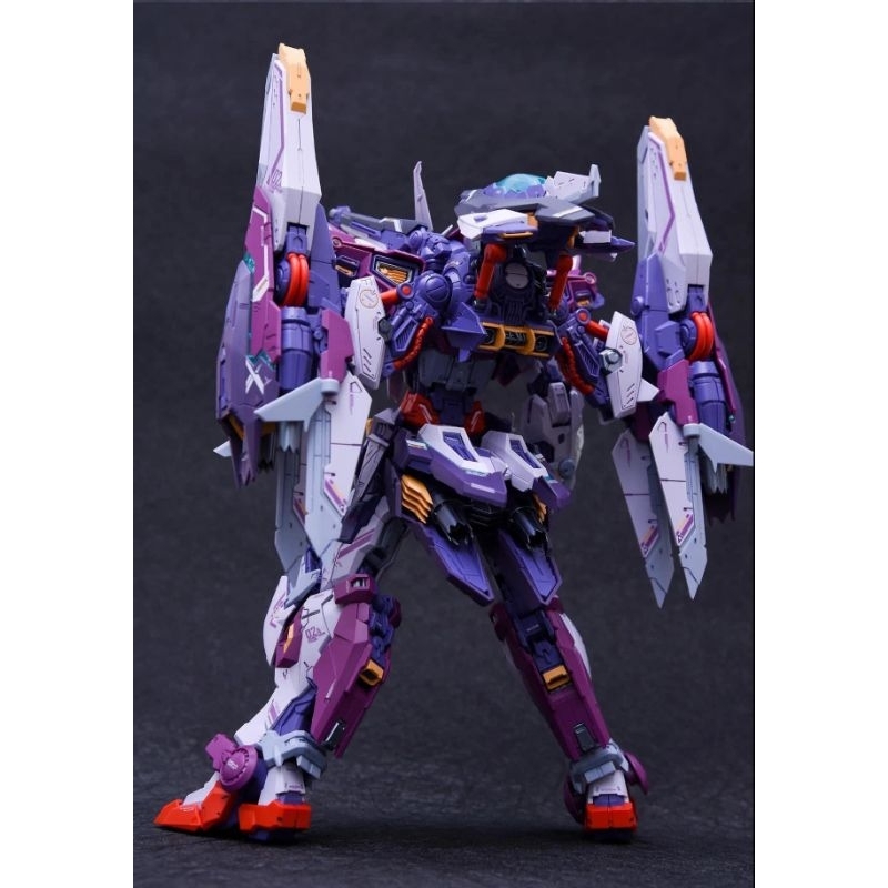Mô Hình  INERA 1/100 THUNDERBOLT COSMIC GENERAL-PURPOSE CONBAT ROBOT,
