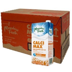 [Date 10/2025] 1 thùng 12 hộp Sữa tươi Calci max Meadow Fresh - ít béo hàm lượng canxi cao - NK ÚC