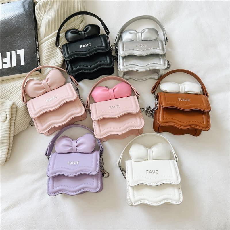 TÚI XÁCH MINI CHỮ NIE! GẮN NƠ CHO BÉ