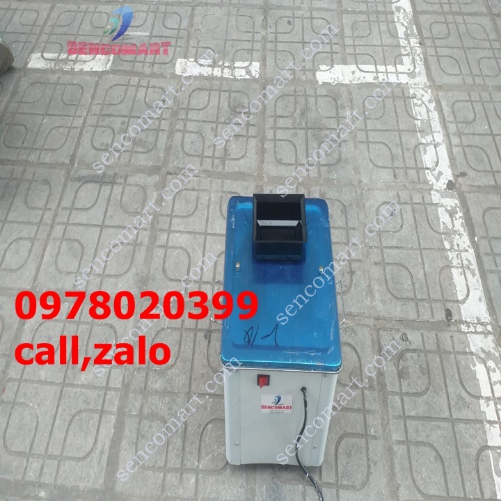 Máy thái thịt sống , thái tai lợn làm nem