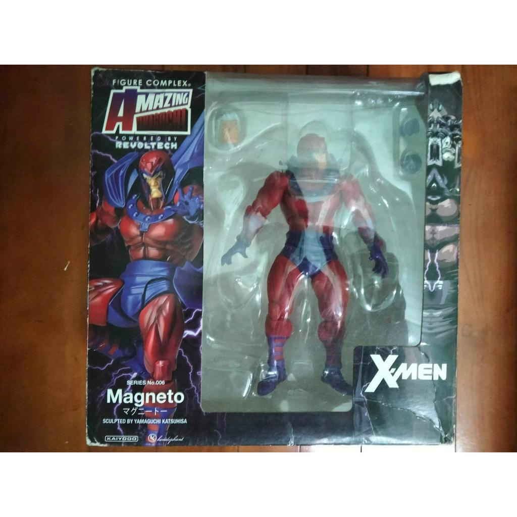 Mô hình xác Magneto X-Men 2nd