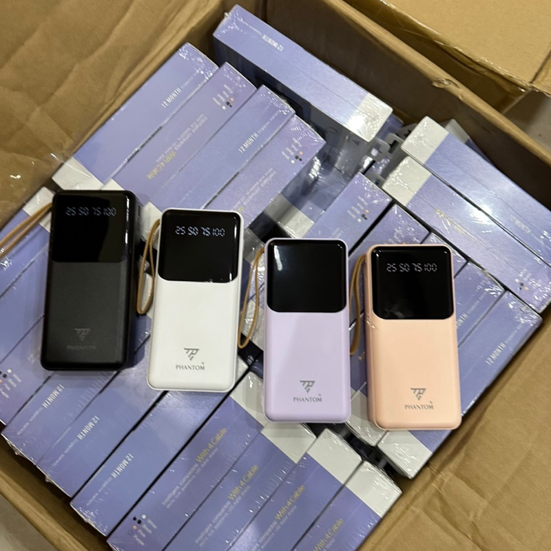 Pin dự phòng mini PHANTOM P12 dung lượng 20000mAh tích hợp 4 cáp sạc - có 2 đen pin