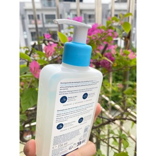 Sữa rửa mặt CERAVE SA Smoothing Cleanser 236ml (Pháp Nội Địa)