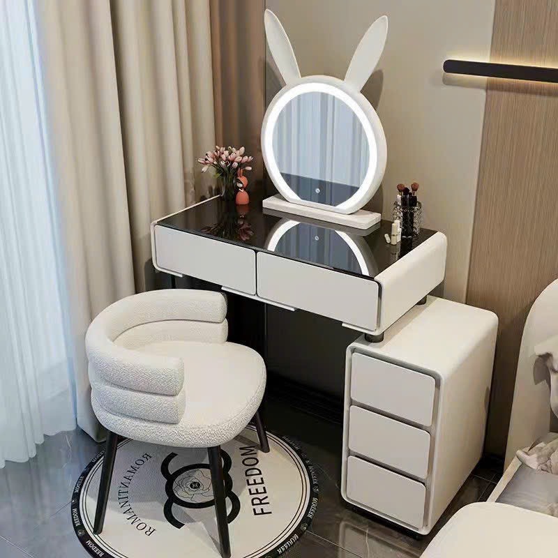 Bàn trang điểm nhập khẩu thông minh gương gấu,gương thỏ có đèn led,có loa,gương cảm ứng.