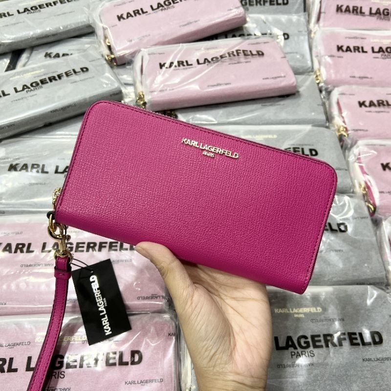 VÍ DÀI KARL LAGERFELD