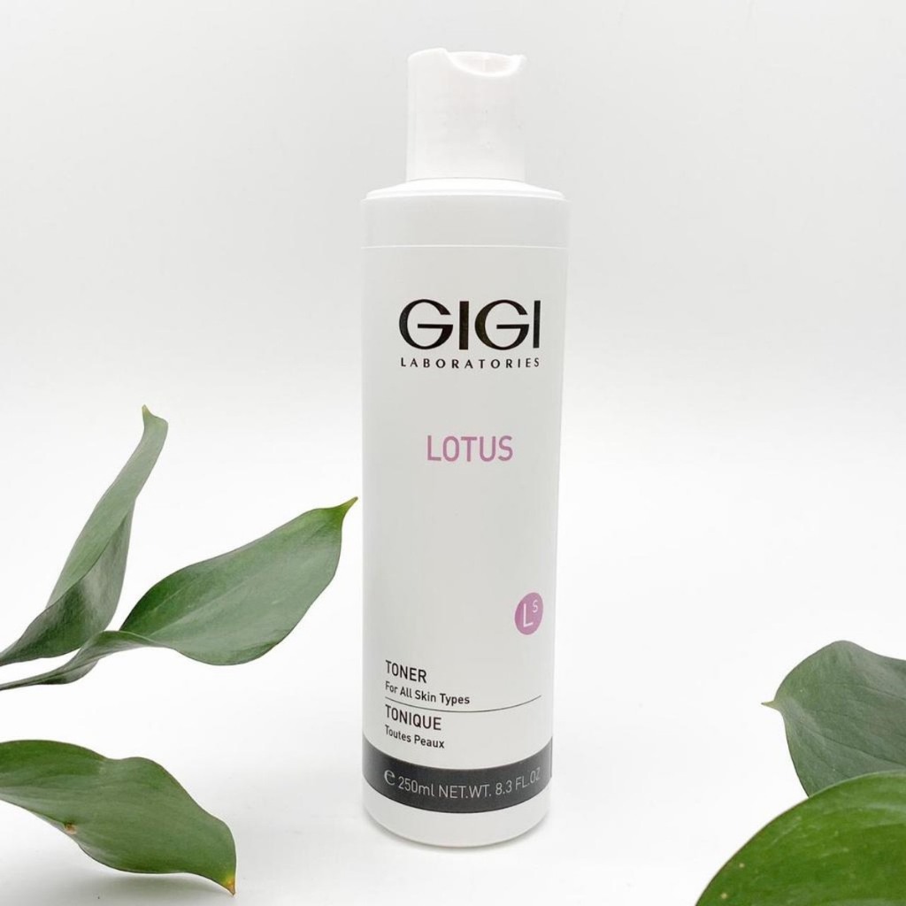 Nước hoa hồng Gigi Lotus Toner cấp ẩm sâu cho da 250ml