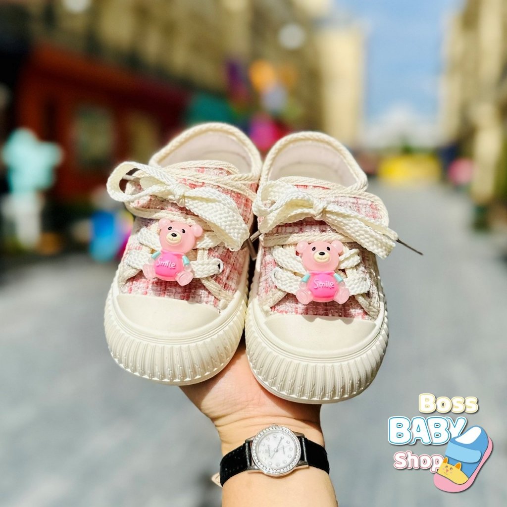 Giày thể thao bata cho bé trai bé gái dáng lười quai dán ngang thời trang và họa tiết gấu đáng yêu chất dạ