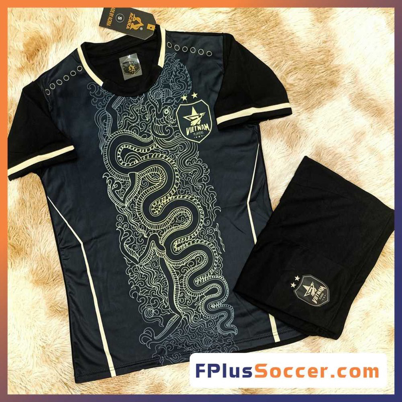 Xả kho Áo đá bóng, áo bóng đá, đồ đá banh Anh, Việt Nam, Pau, thunder giá shock