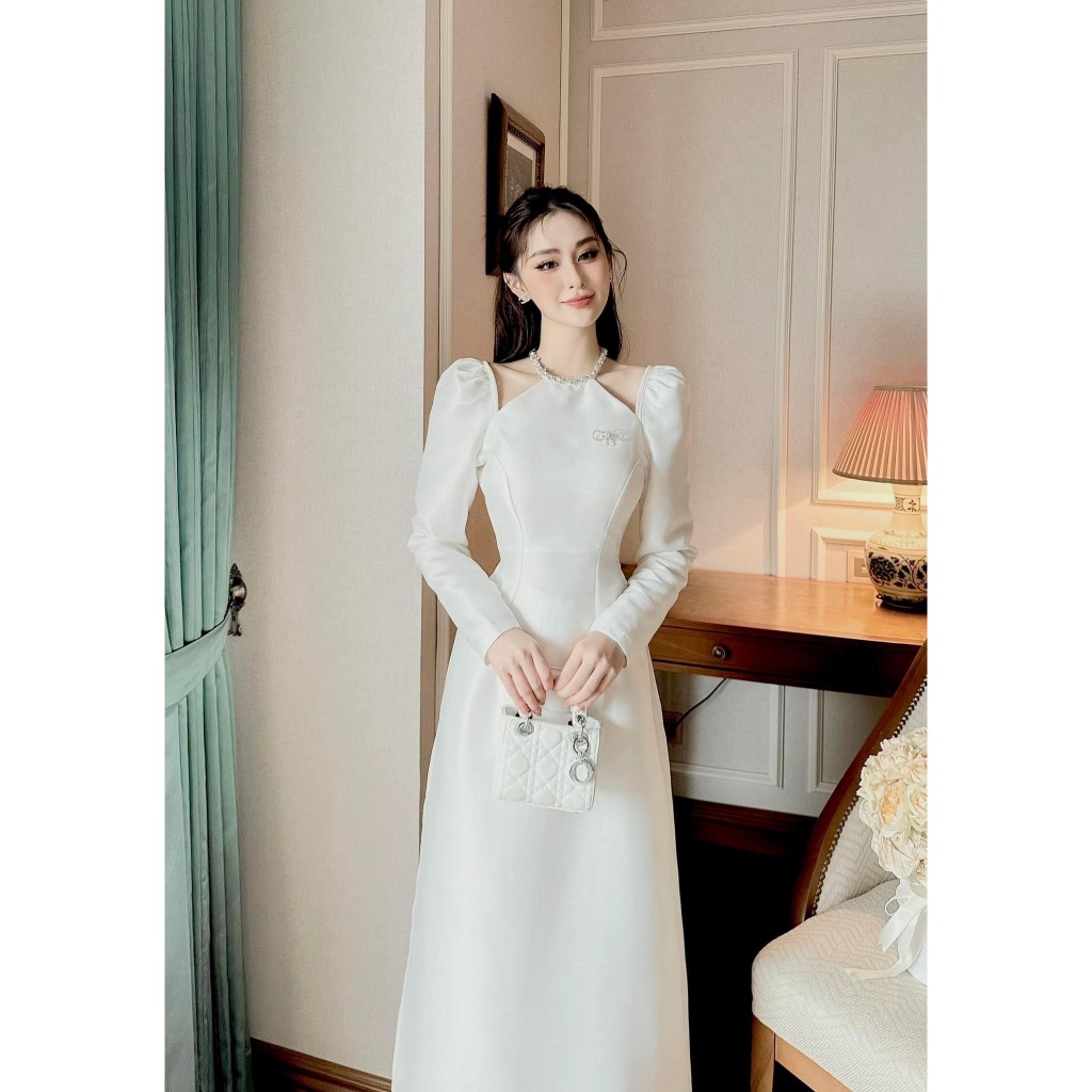 Set áo dài WAYO thiết kế cổ yếm đính đá cách tân hiện đại chụp hình Tết lung linh tặng kèm nơ đá