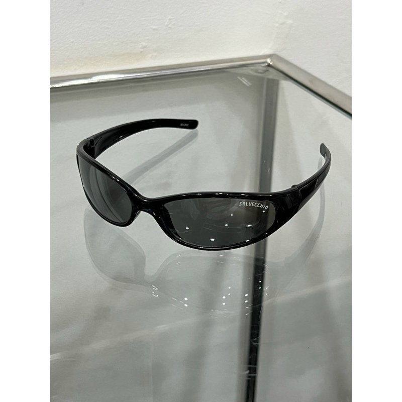 SALUECCHIO Made In Jappan Bé này màu đen pha loang chút xanh dương ảo điện đẹp lắm luôn 🥹