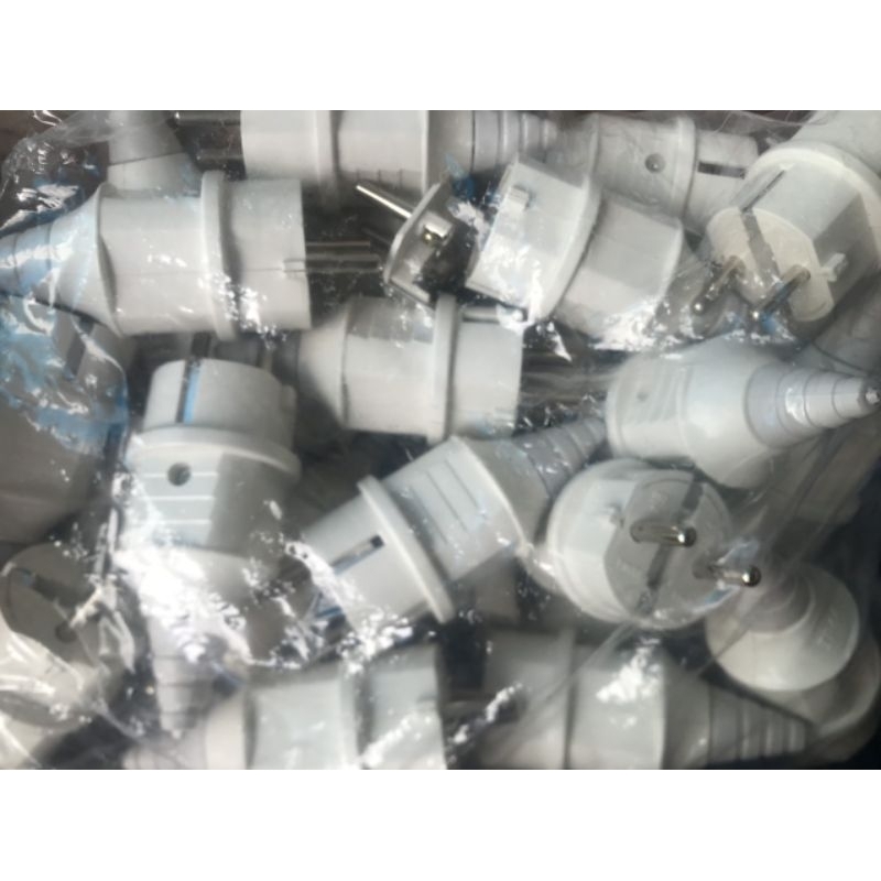 Phích cắm điện 2 chấu 2P_16A dùng cho máy phát điện 2kw-5kw