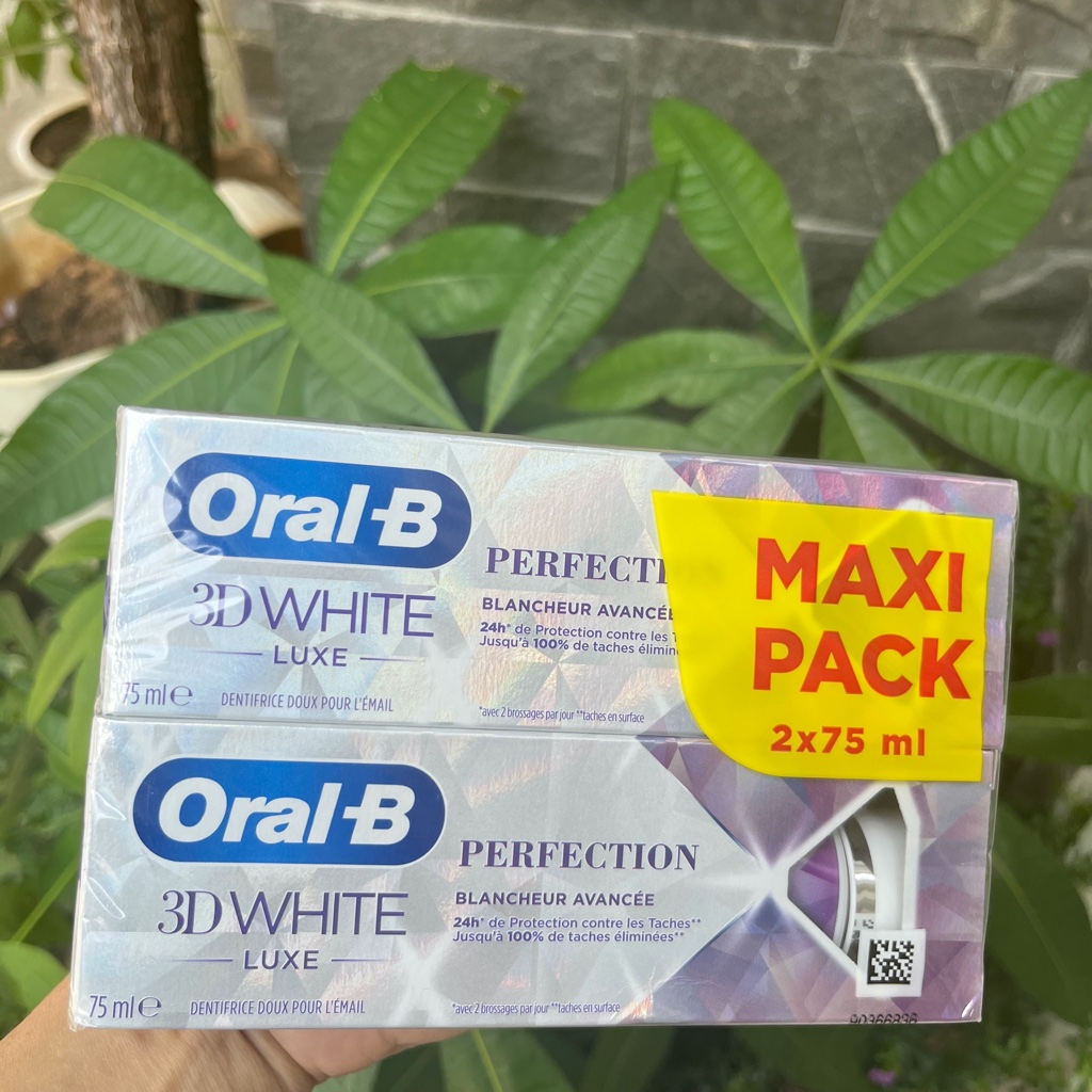 Kem đáng răng Oral B 3D White Luxe Perfection trắng răng