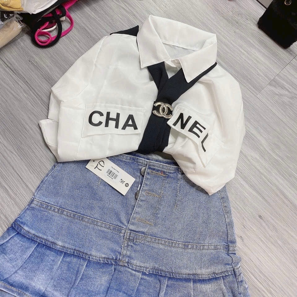 Áo sơmi croptop phối cà vạt bánh bèo dễ thương