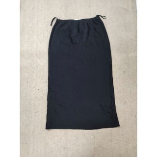 Chân váy midi satin