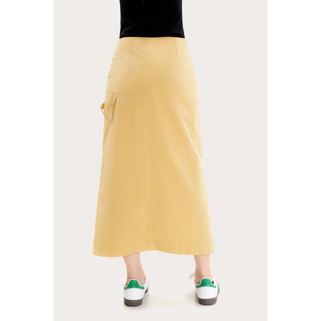 LIBÉ WORKSHOP - Chân váy dù suông dài phối hàng nút kiểu màu vàng