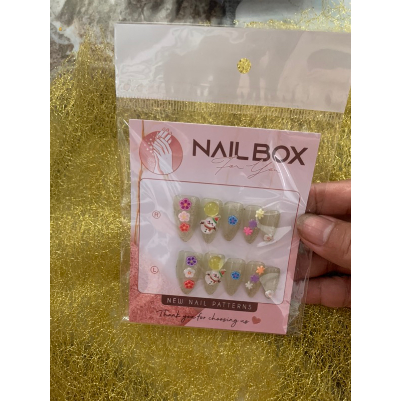 Móng tay Gia thiết kế Noel giá khuyến mãi trong tháng 11