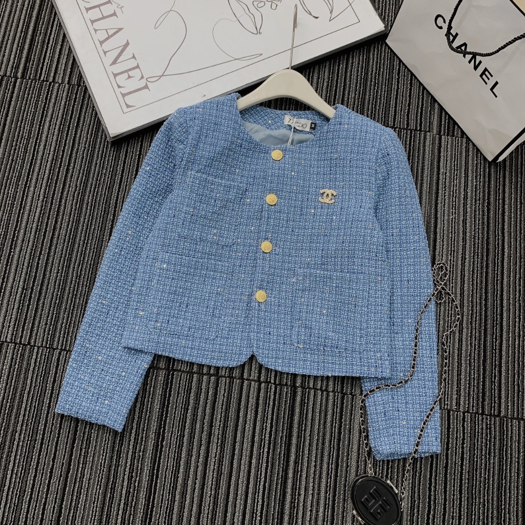 Khoác dạ kèm tag