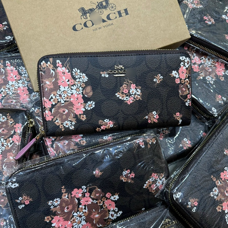 Ví coach dáng dài mới