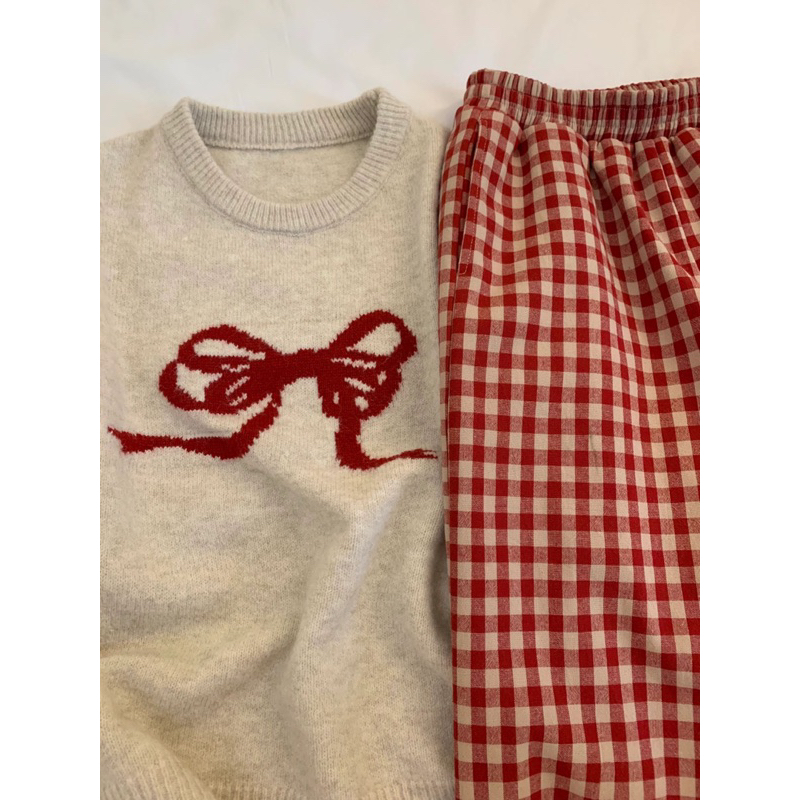 Obiloveyouu - Áo len nơ đỏ Red Bow Knitwear