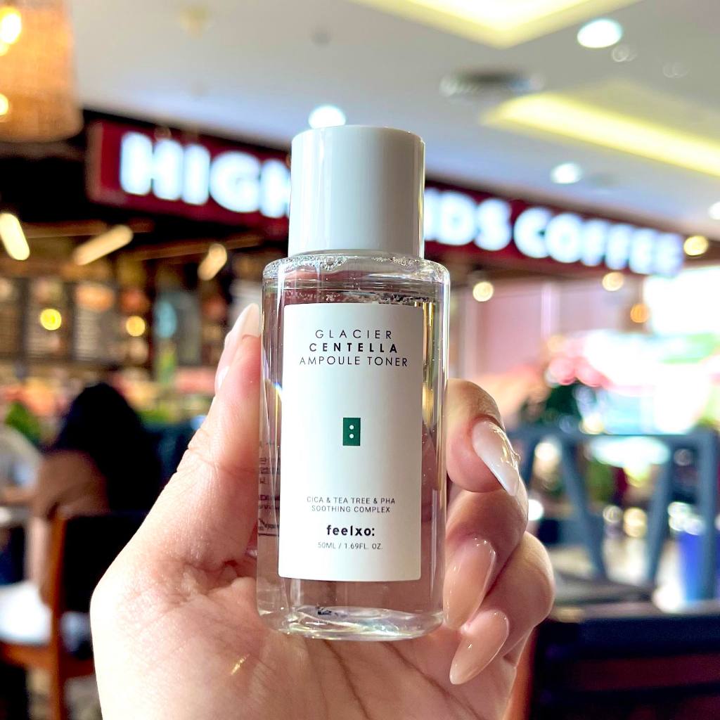 Toner Dưỡng Ẩm Chiếc Xuất Rau Má FEELXO: Glacier Centella Ampoule Toner