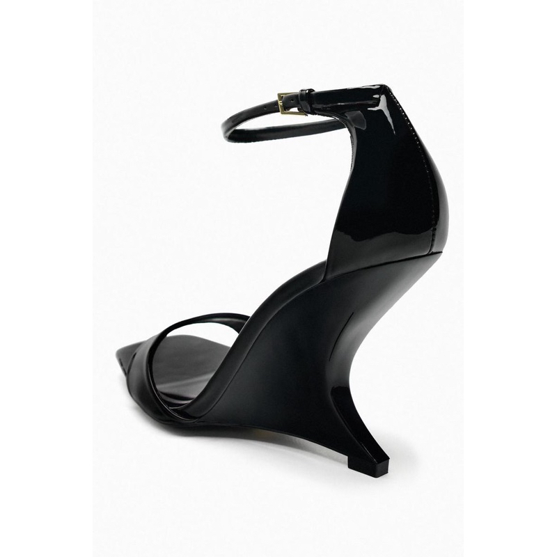 Giày sandal quai ngang da bóng gót xuồng vát