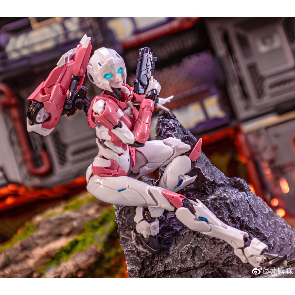 Mô Hình Lắp Ráp Transformers  Arcee