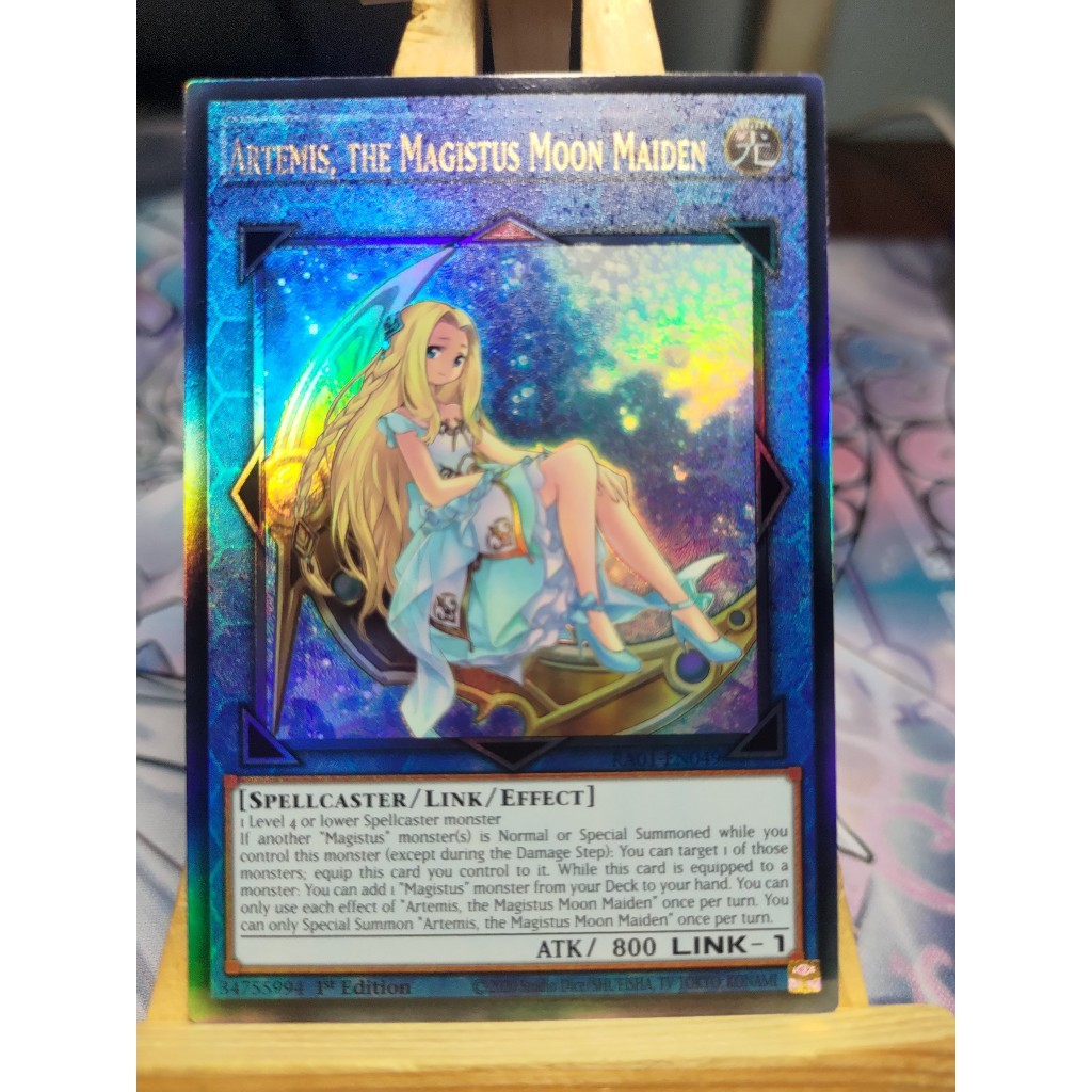 Thẻ bài Artemis, the Magistus Moon Maiden - RA01-EN049 - 25th Ultimate Collector