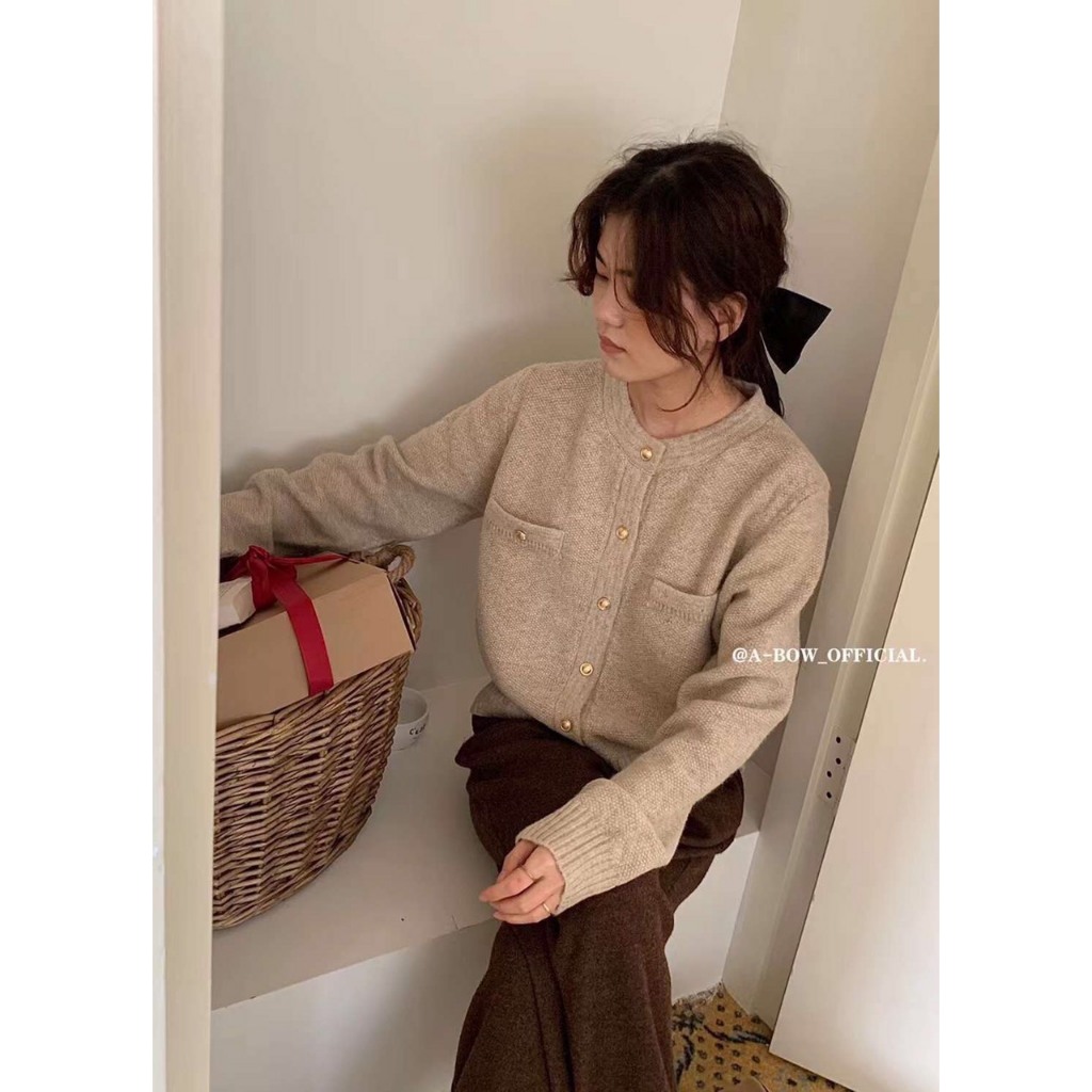 Áo Sweater cúc vàng Abow  - MIDISTORE