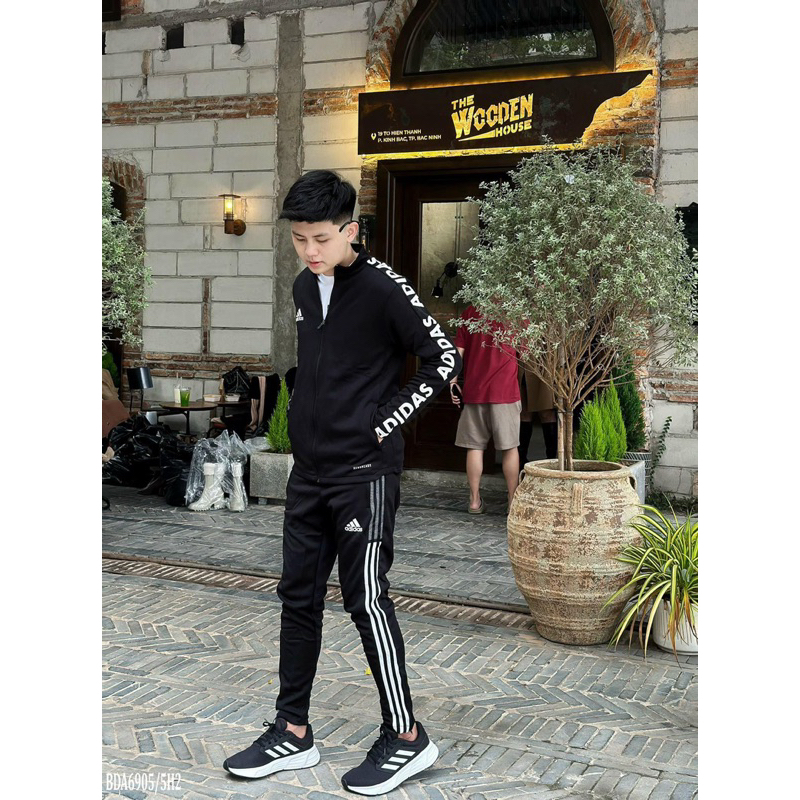 SIÊU PHẨM BỘ THỂ THAO QUẦN XUÔNG KHOÁ KÉO MỚI VỀ CHO ANH EM