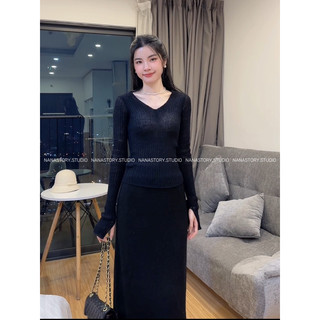 Set áo len mỏng cổ tim mix chân váy len midi màu đen sang trọng