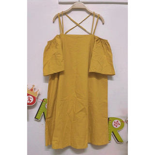 Đầm dây trễ vai màu vàng freesize k5
