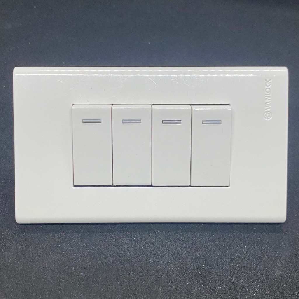 Bốn Công Tắc 1 Chiều 16A Phím Lớn Sino (S18CC3X + S18CCS/2) Dòng S18CC