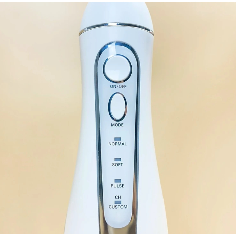 Máy tăm nước không dây LocknLock Cordless Oral Irrigator ENR156BLU - kèm 2 đầu tăm - bepmart- Hàng chính hãng
