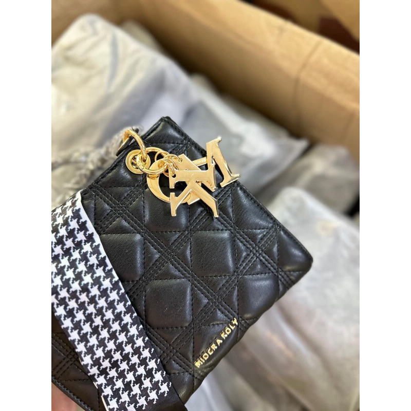 Túi xách da trần trám kèm khăn