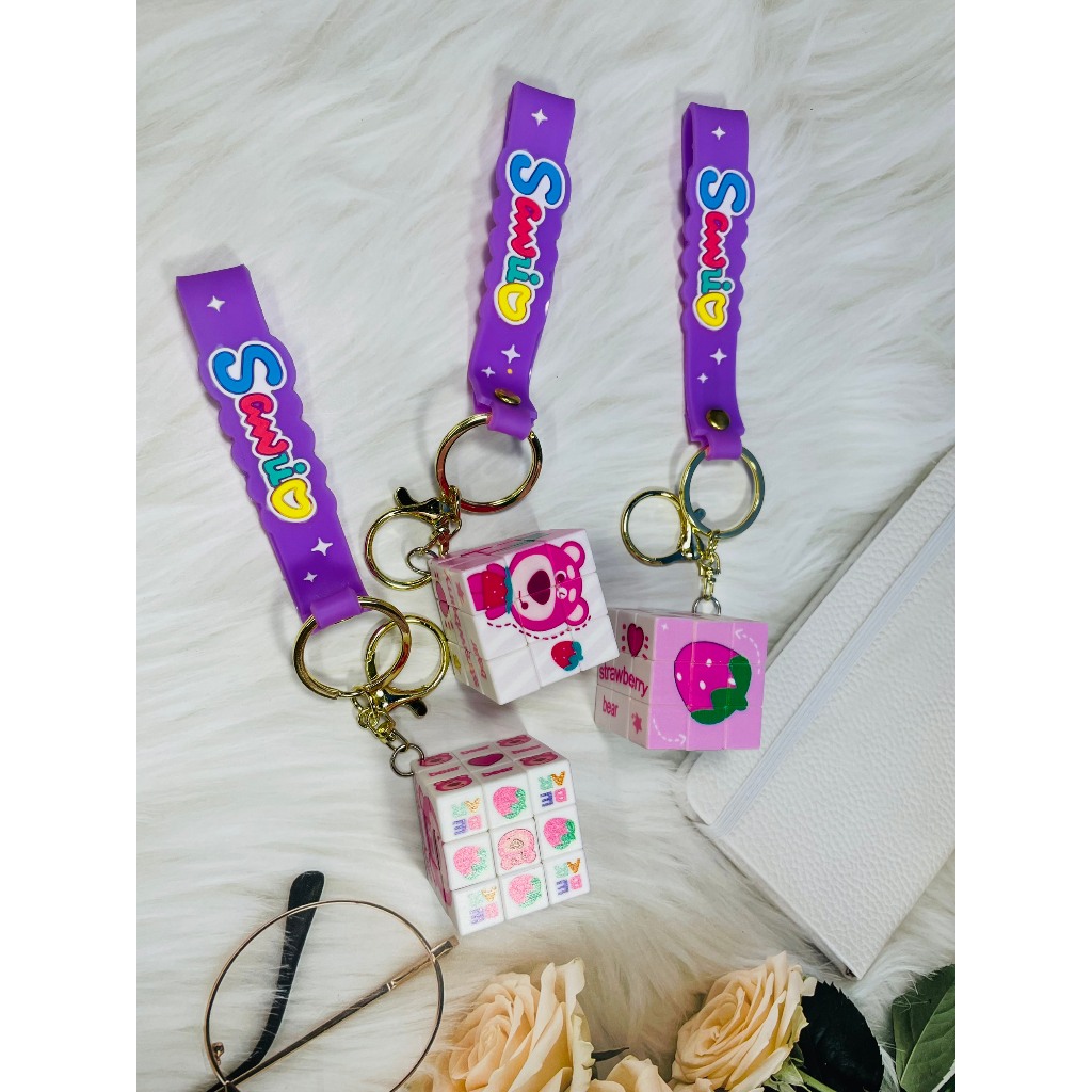 Móc Khóa Rubik Mini Kèm Chuông Hình Hoạt Hình Dễ Thương, Móc Khóa Rubik Kèm Chuông Gấu Dâu, Móc Khóa Rubik Đôrêmon