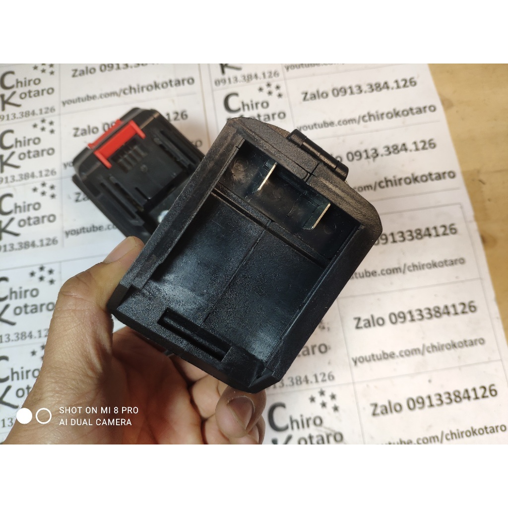 Đế chuyển máy Phổ thông, Makita 2 chân sang dùng pin Dong Cheng DCA 20V