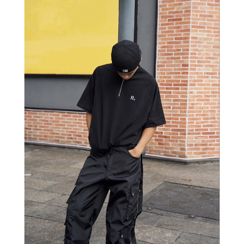 Áo Thun RVB Chewing Gum Boxy T-Shirt Black