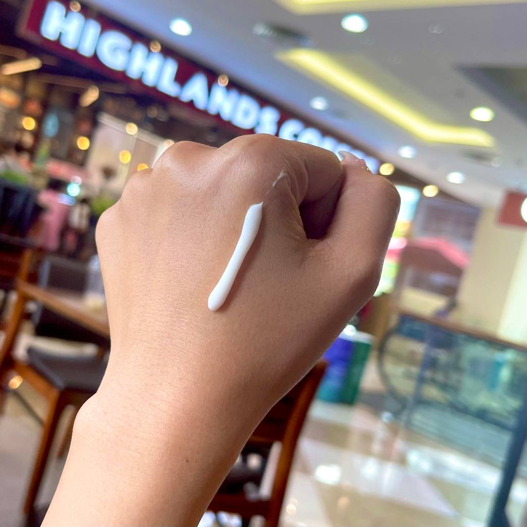 Kem Dưỡng Tay Hoa Nhài BEAUSKIN JASMINE SHE BUTTER HAND CREAM 100ML