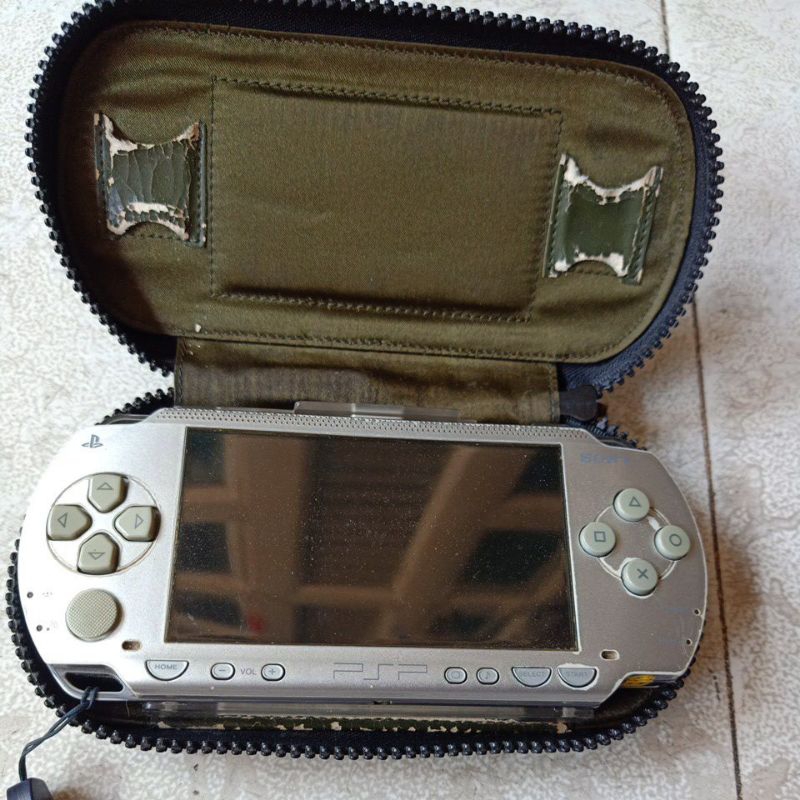 Máy chơi game SONY PSP 1000