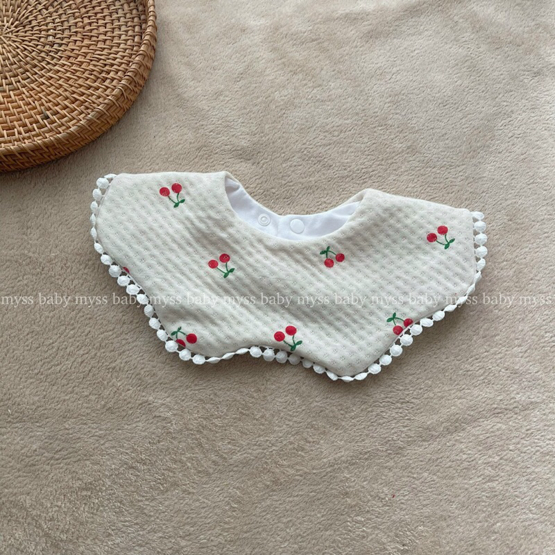 Yếm cánh hoa giữ ấm cổ cho bé MYSS BABY