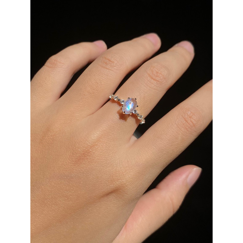 Nhẫn bạc oval mặt trăng ms