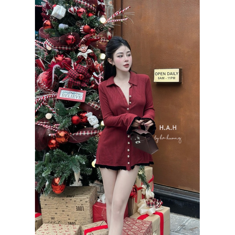 Váy Nhung tăm hót hít chuẩn noel ạ