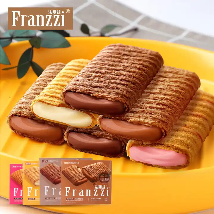 [HỘP 100G] Bánh Franzzi Tiramisu Soymilk Strawberry Cuộn Kem Hộp Giấy Các Màu Đẹp Gói Giỏ Quà Tết Sang Trọng