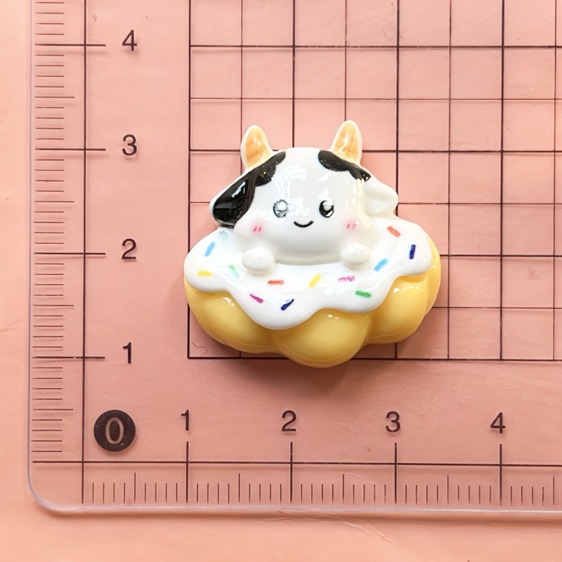 Charm (102slime/  Trang Trí Hình Gấu Nhiều Chi Tiết Màu Kem Sữa Sinh Động - Giá 1 cái