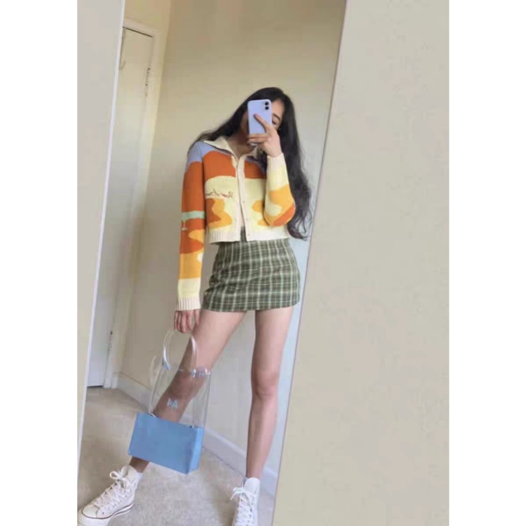 Áo len ngắn loang màu