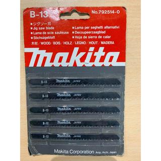 Bộ lưỡi cưa lọng gỗ 5 chi tiết B-13 Makita 792514-0 , dùng để thay thế cho máy cưa lọng cưa gỗ