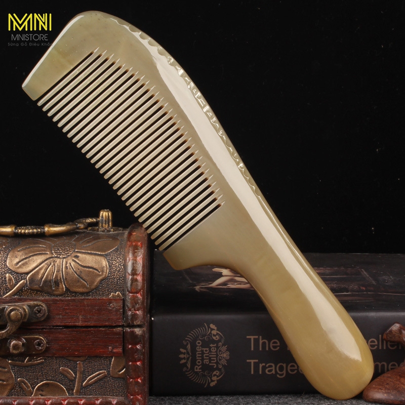 Lược sừng chuôi dài trơn trắng kích thước 16-22cm dày 3-11mm chống rụng tóc, giảm cảm giác đau đầu