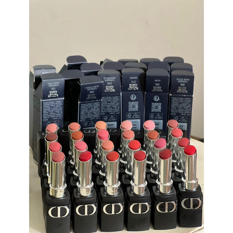 Son Thỏi Dior Forever Rouge Đen Nhám Dưỡng Ẩm, Căng Mướt, Mềm Mịn