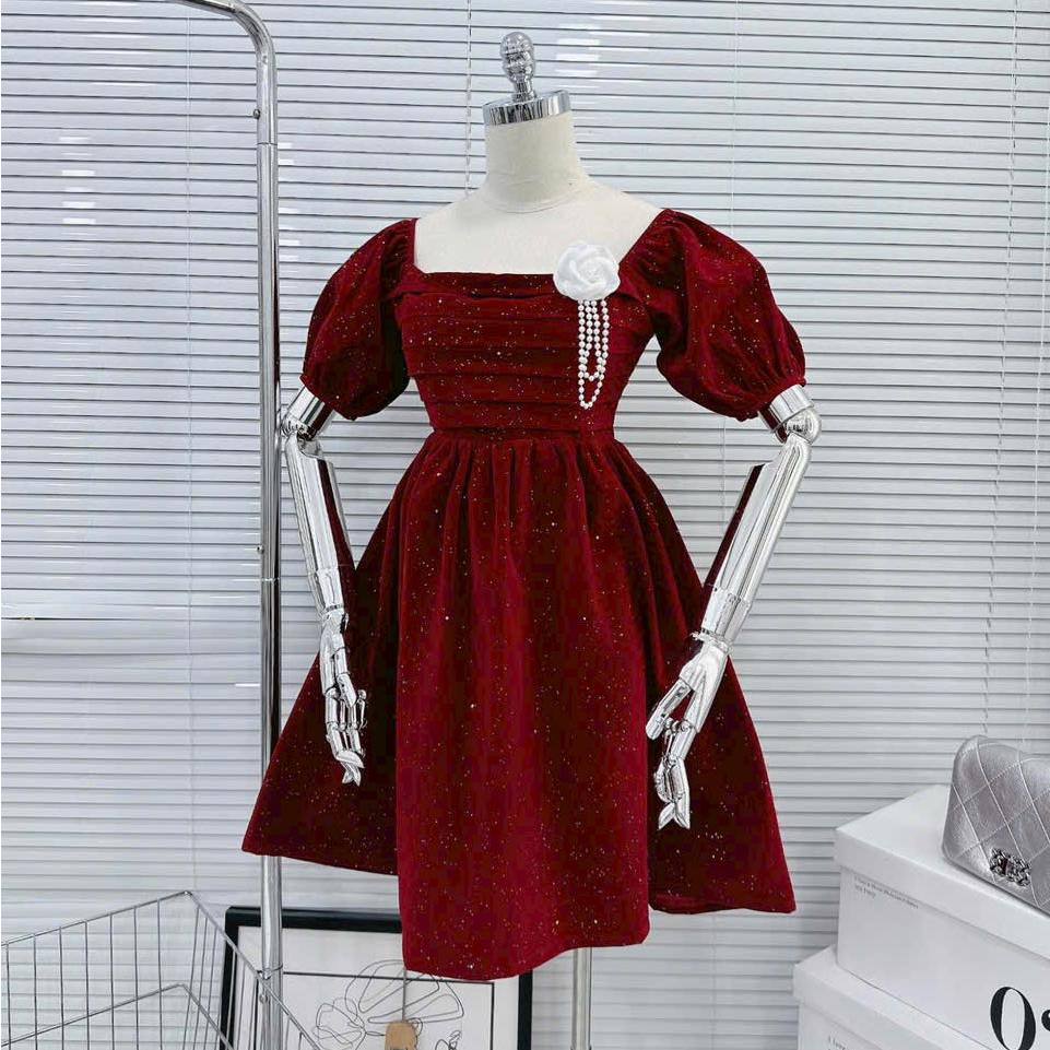 Đầm BBD nhung đỏ kim tuyến xếp ly ngực tay phồng noel/tết NÀNG CLOSET